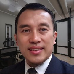 Anton Hartono, S.Kom.